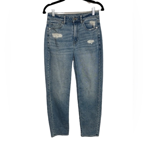 American Eagle Outfitters Denim - American Eagle Straight Leg Distressed Stretch Denim Jeans Size 4